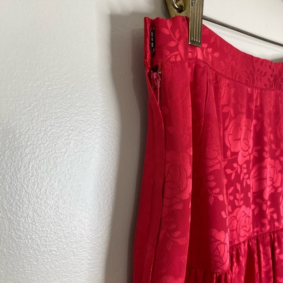 UNIQUE 100% SILK FLORAL PRINT PENCIL/ FLARED SKIRT VIBRANT RED SIZE 10 - Picture 6 of 10
